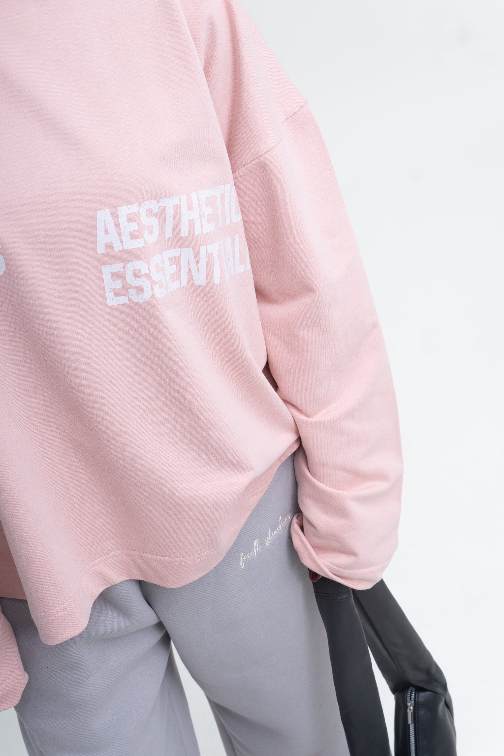 Long Sleeve Crewneck - Pastel Pink