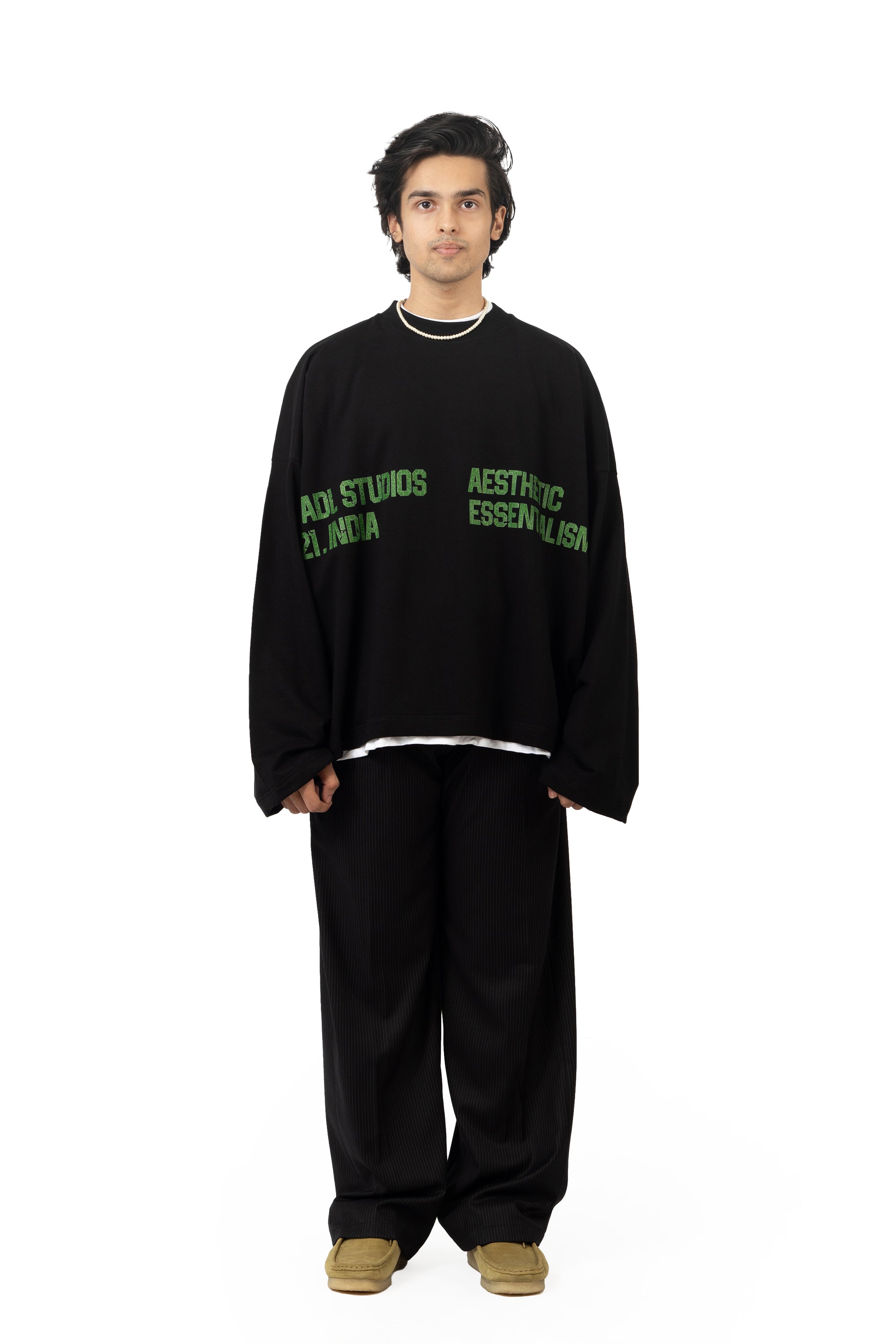 Long Sleeve Crewneck - Black