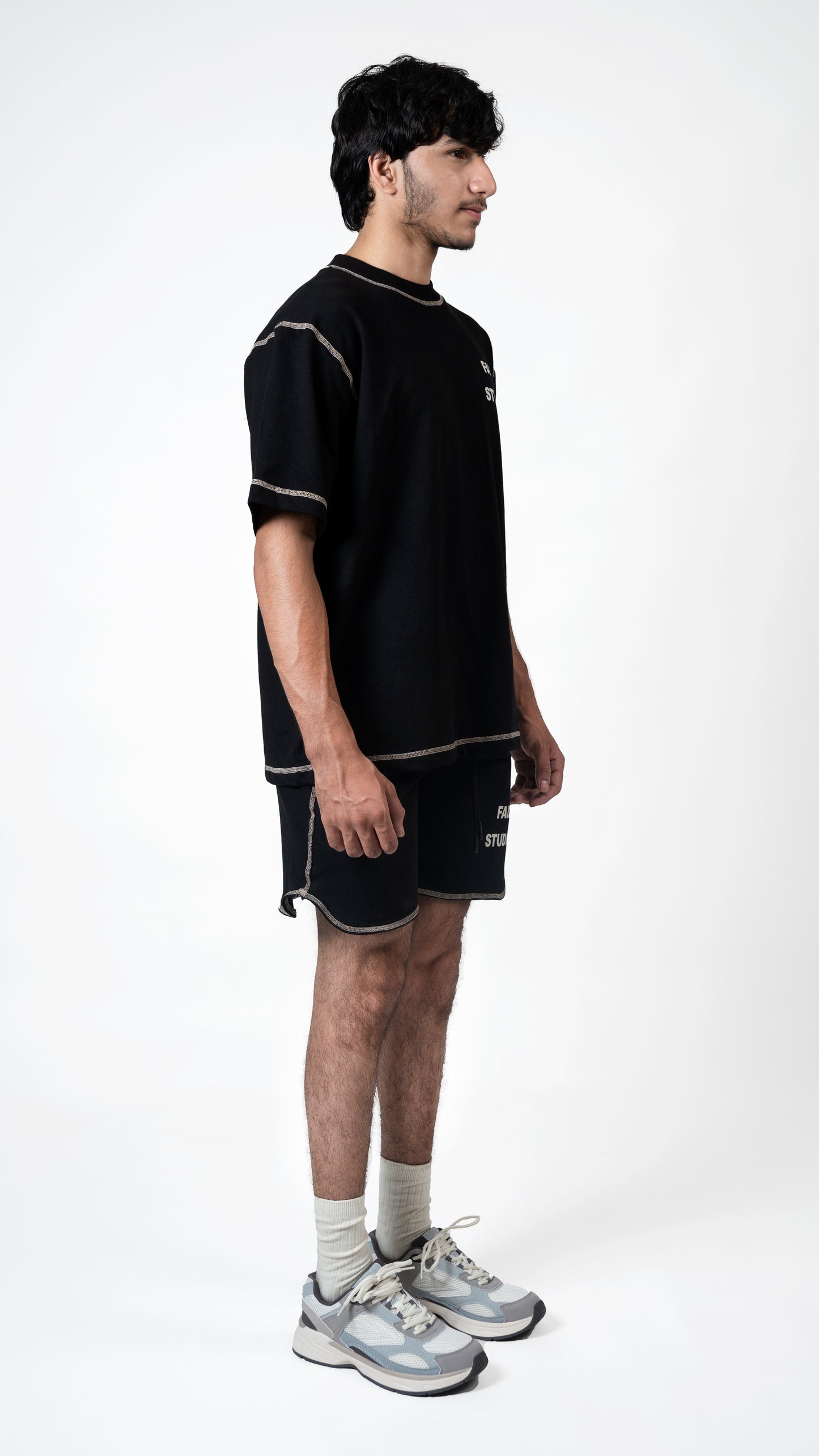 STACK LOGO SHORTS- BLACK