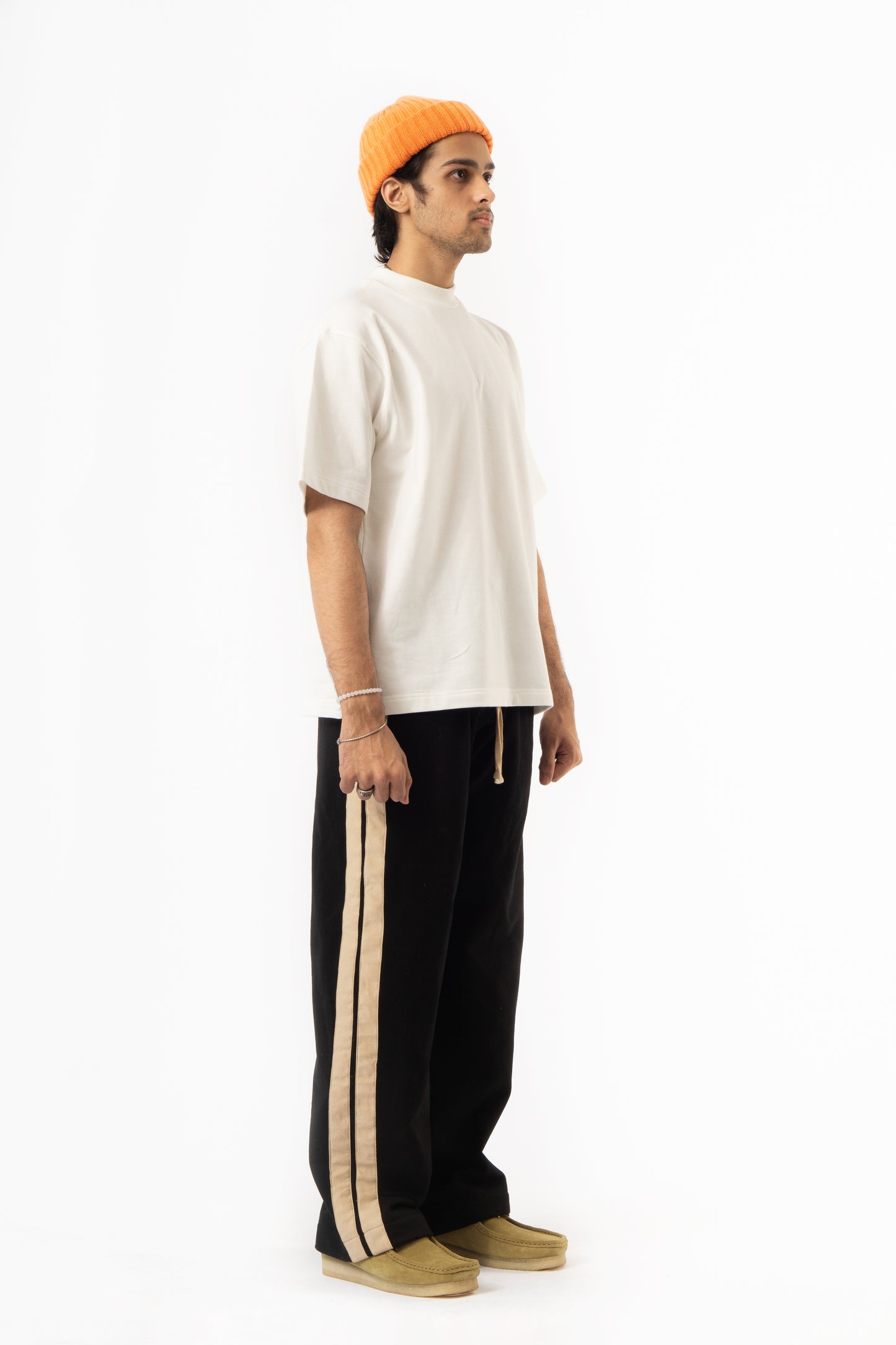 STRIPED TRAVEL PANTS-BLACK