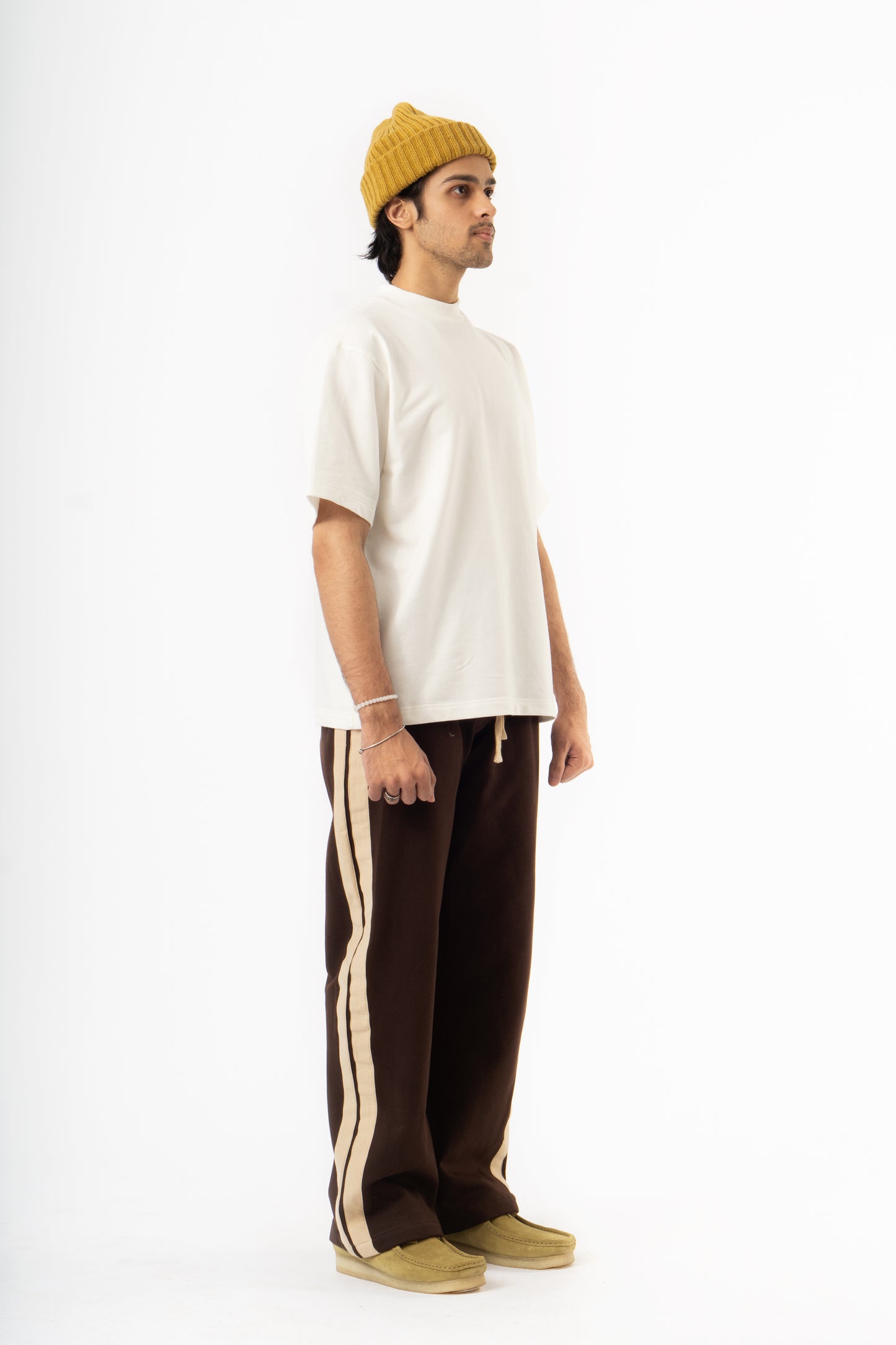 STRIPED TRAVEL PANTS- BROWN