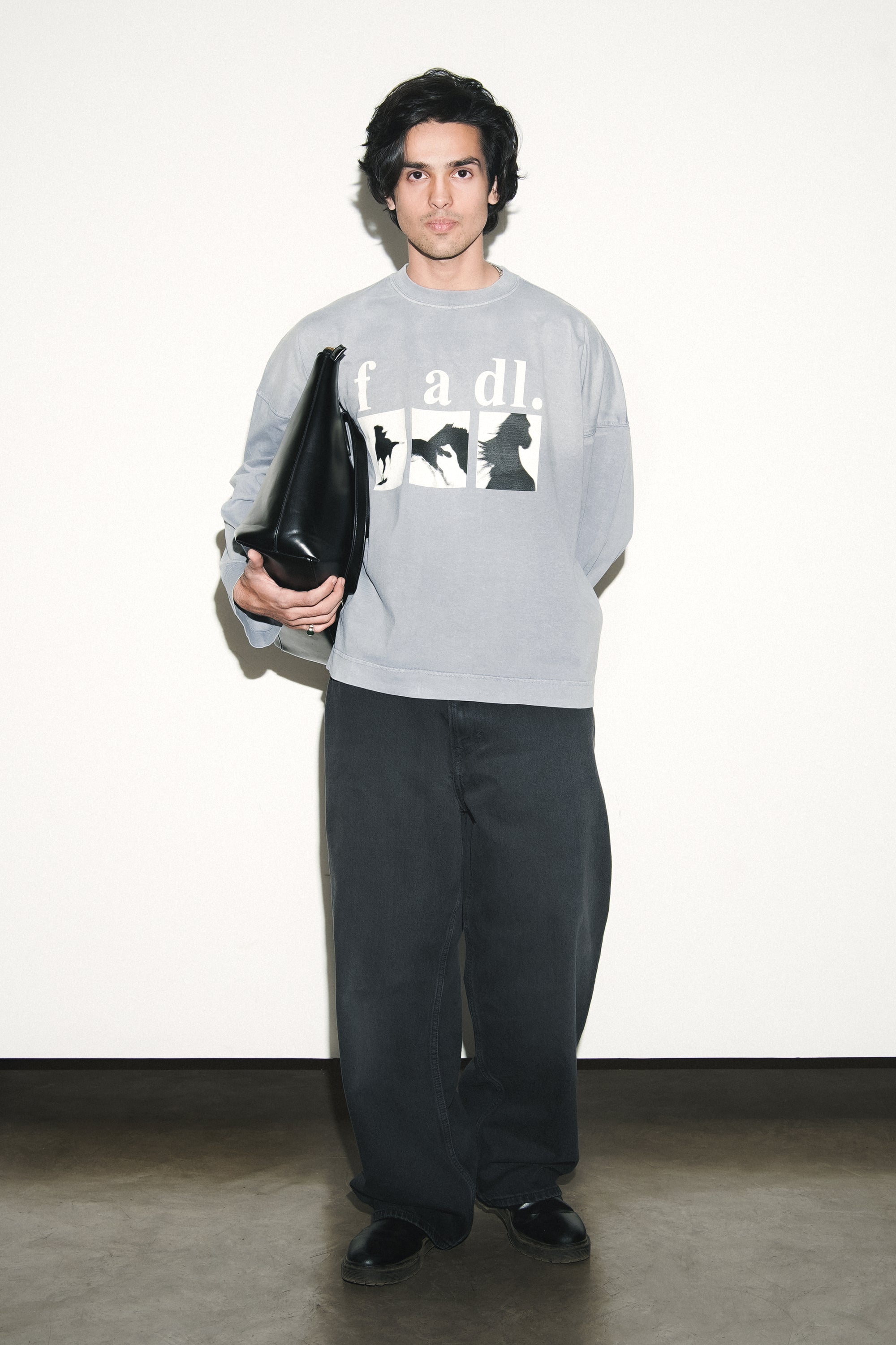 Legacy Longsleeve V2 - Cement