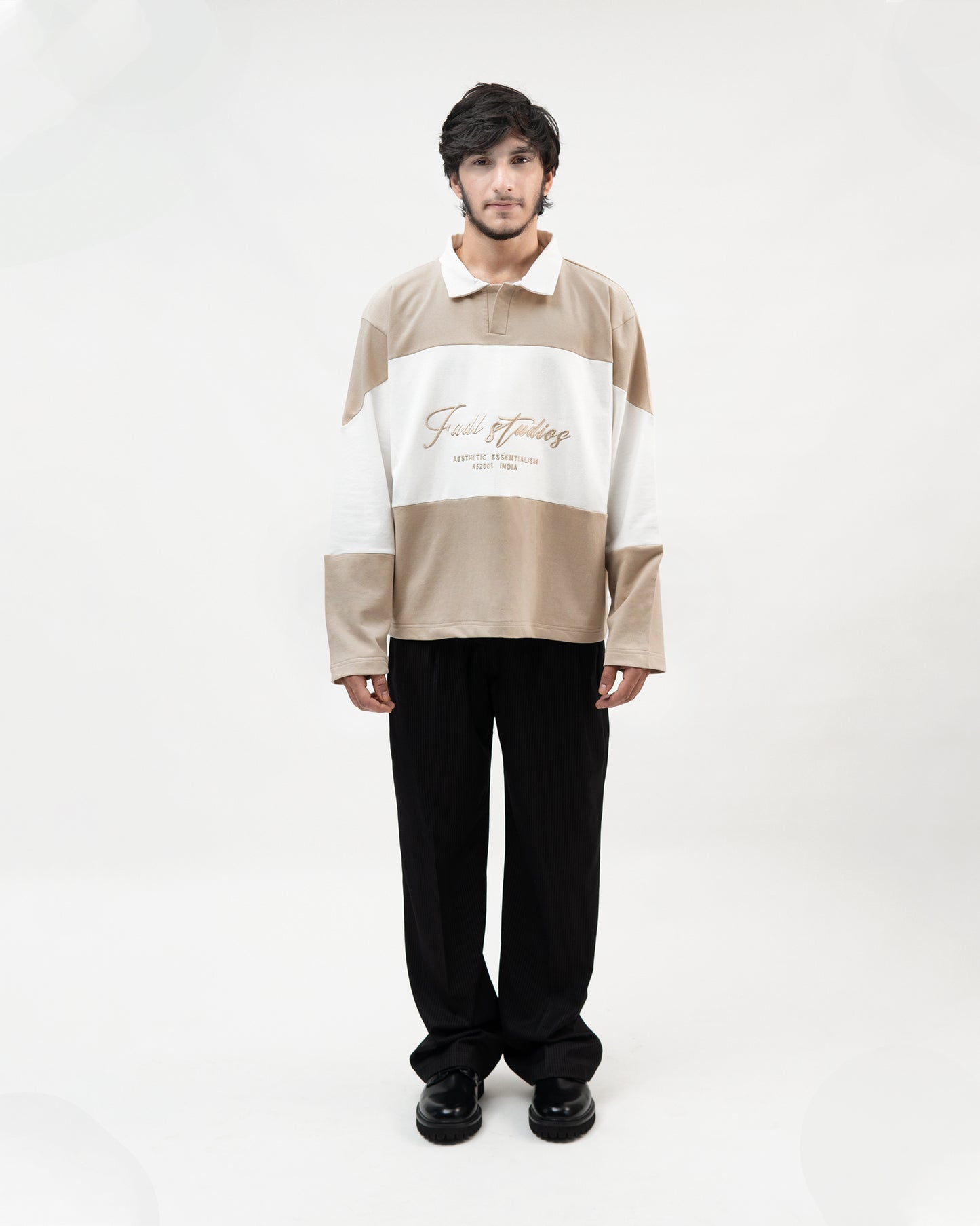 LATE PANELLED TEE - BEIGE