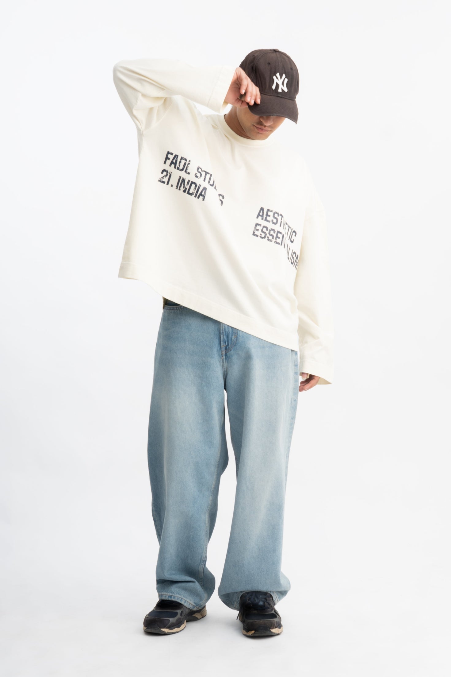Long Sleeve Crewneck -Ecru