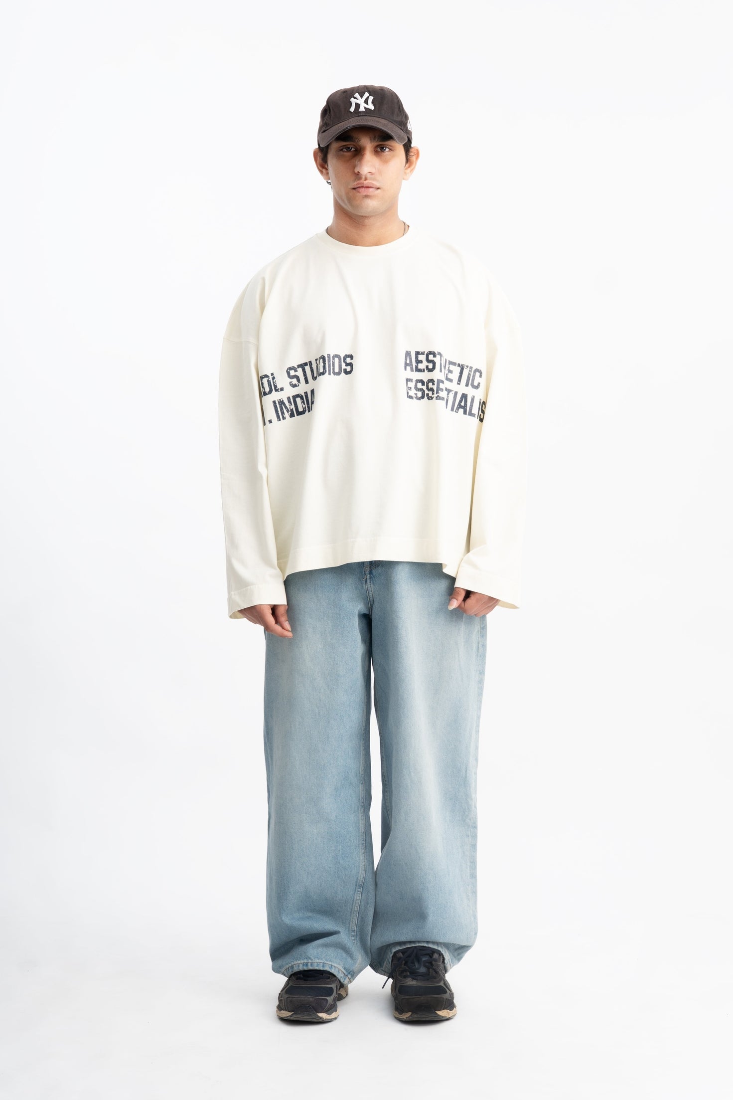 Long Sleeve Crewneck -Ecru