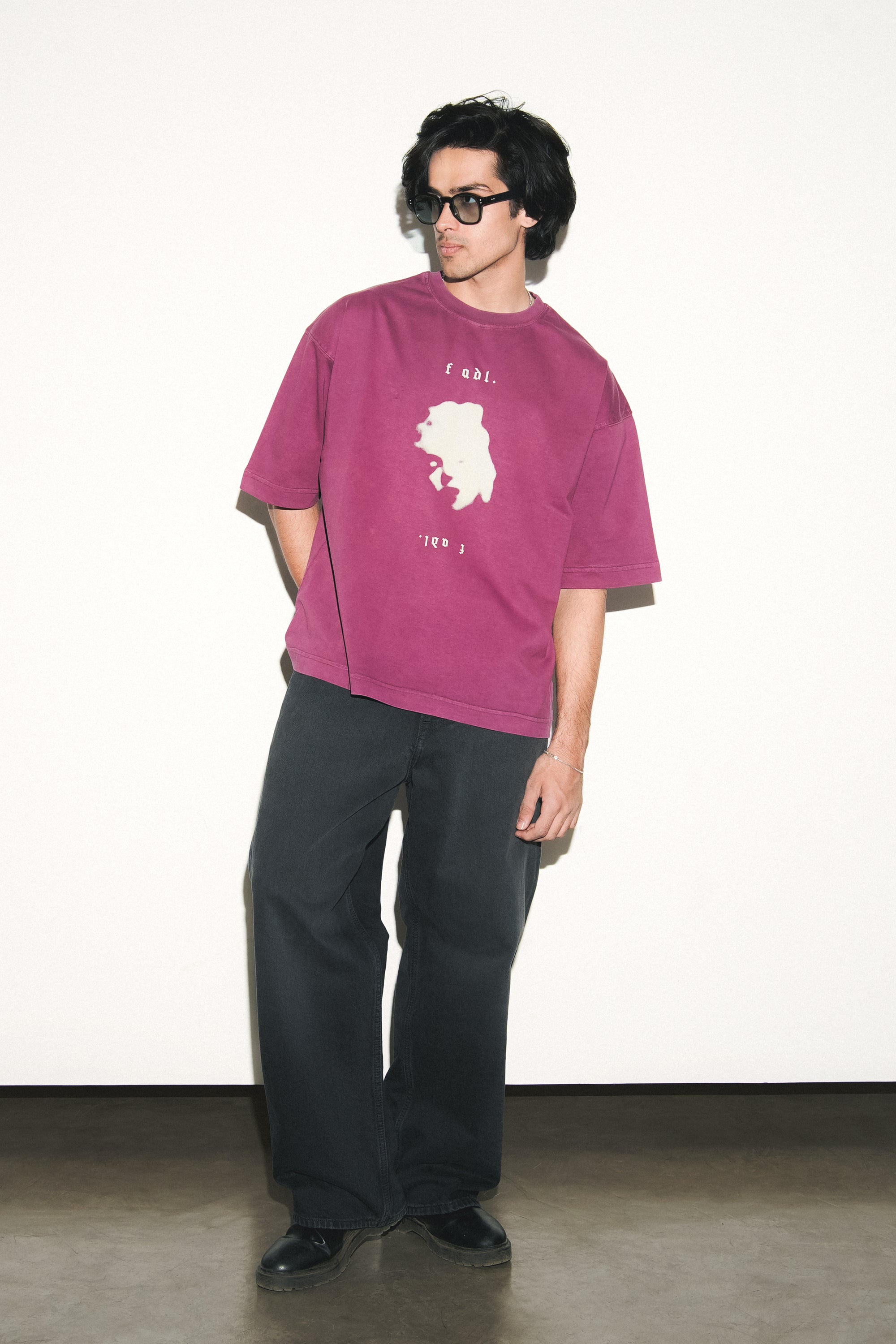 M. AR1 Tee- Red plum