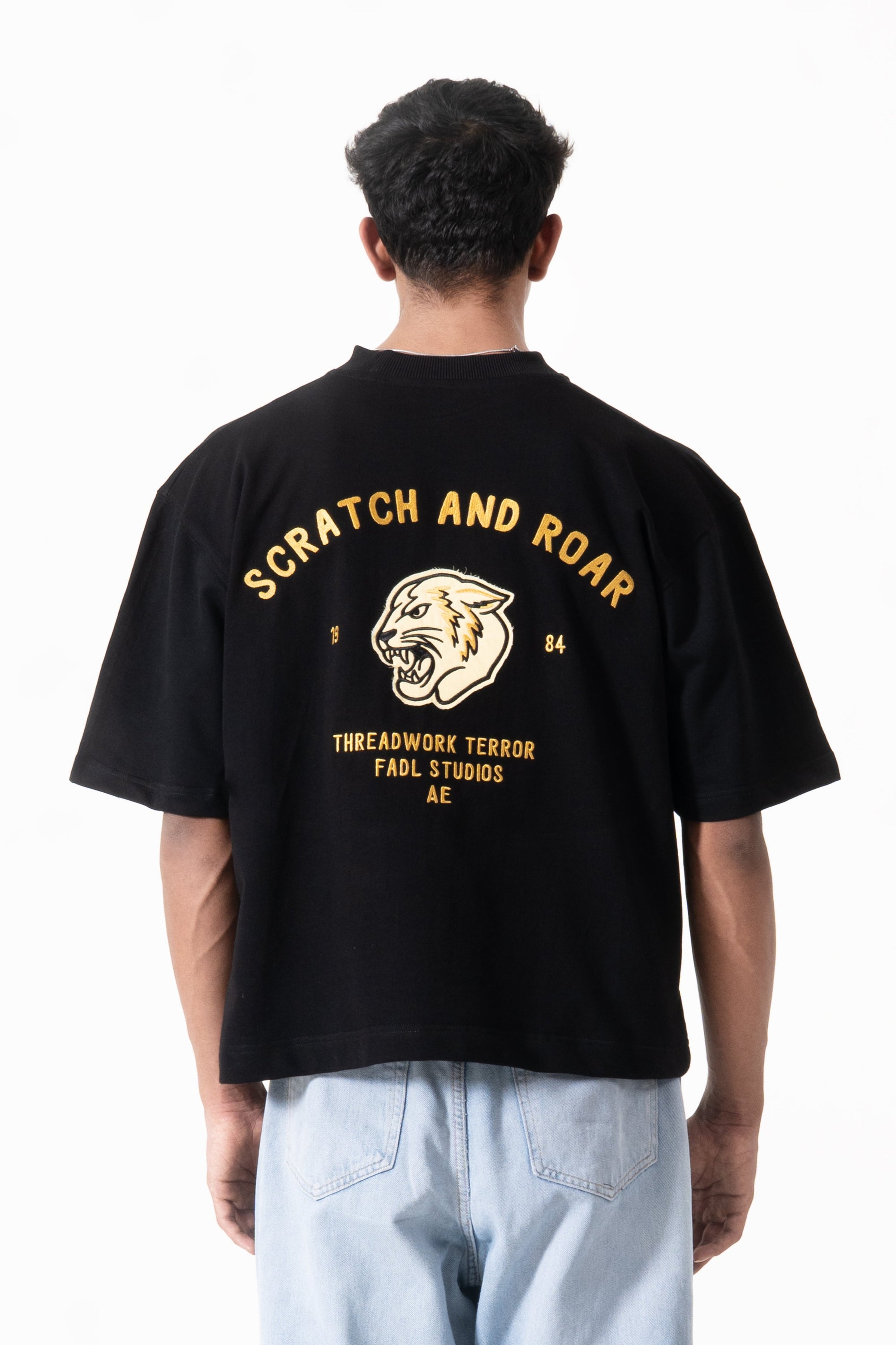 Scratch and Roar t-shirt - Black