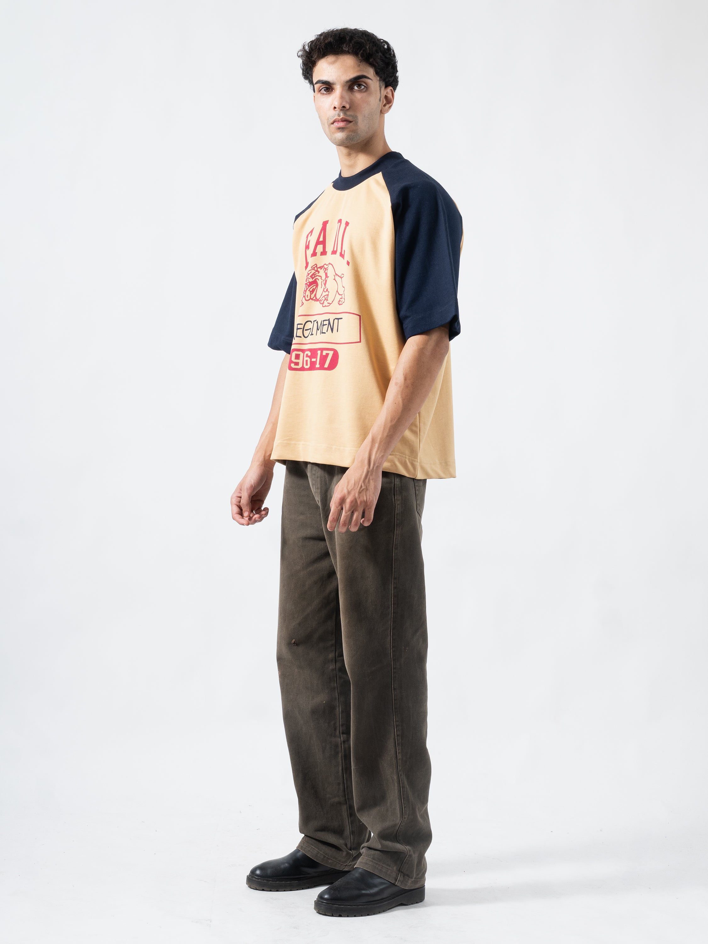 Regiment Raglan Tee - Sand/Navy