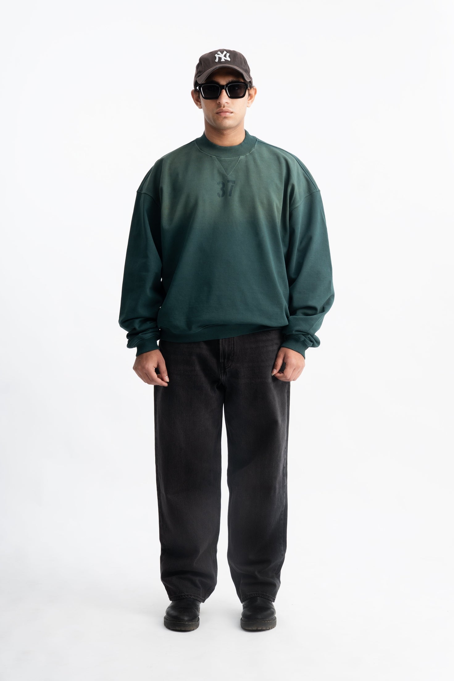Sunfaded Sweatshirt- Forest Green