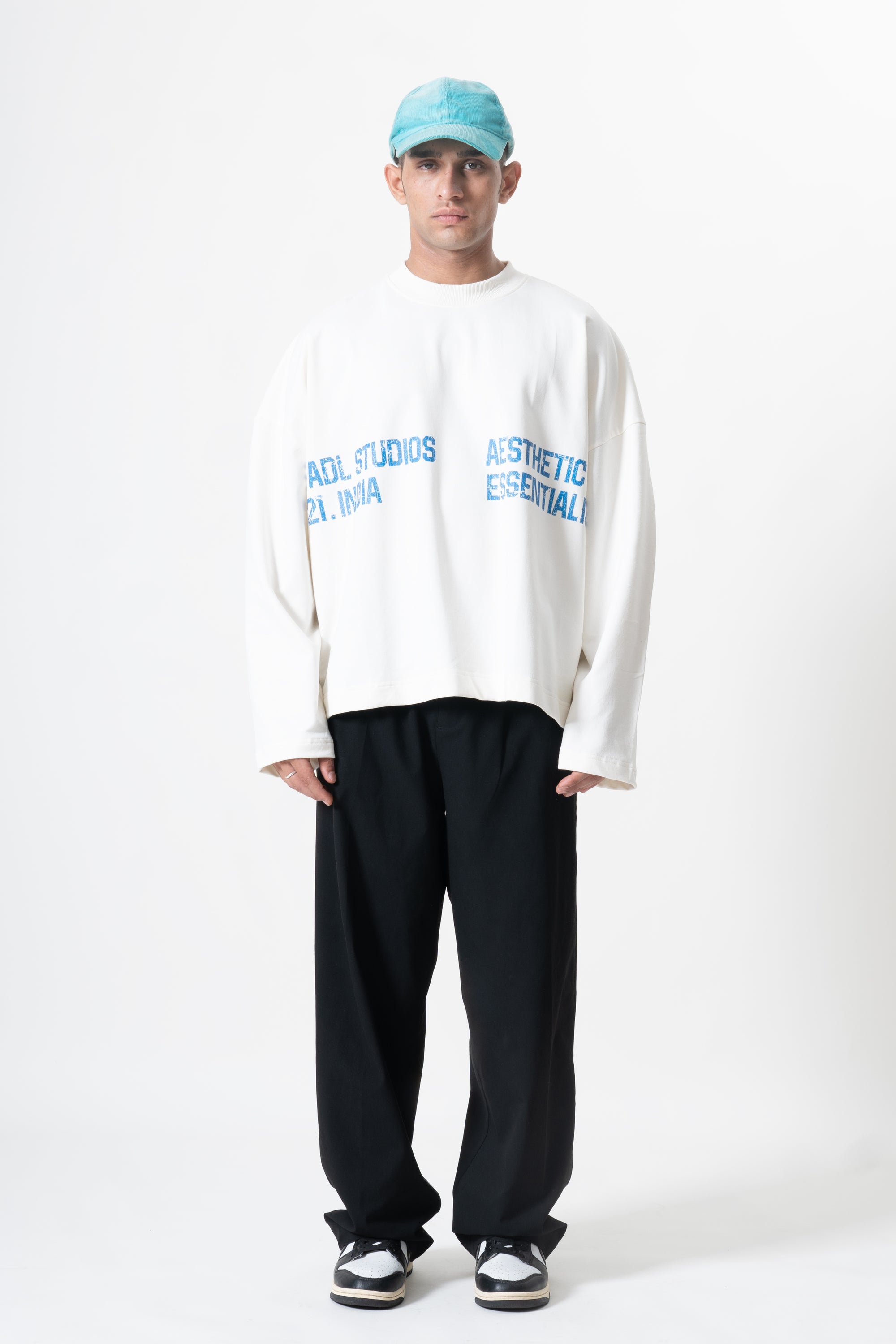Long Sleeve Crewneck - Off White
