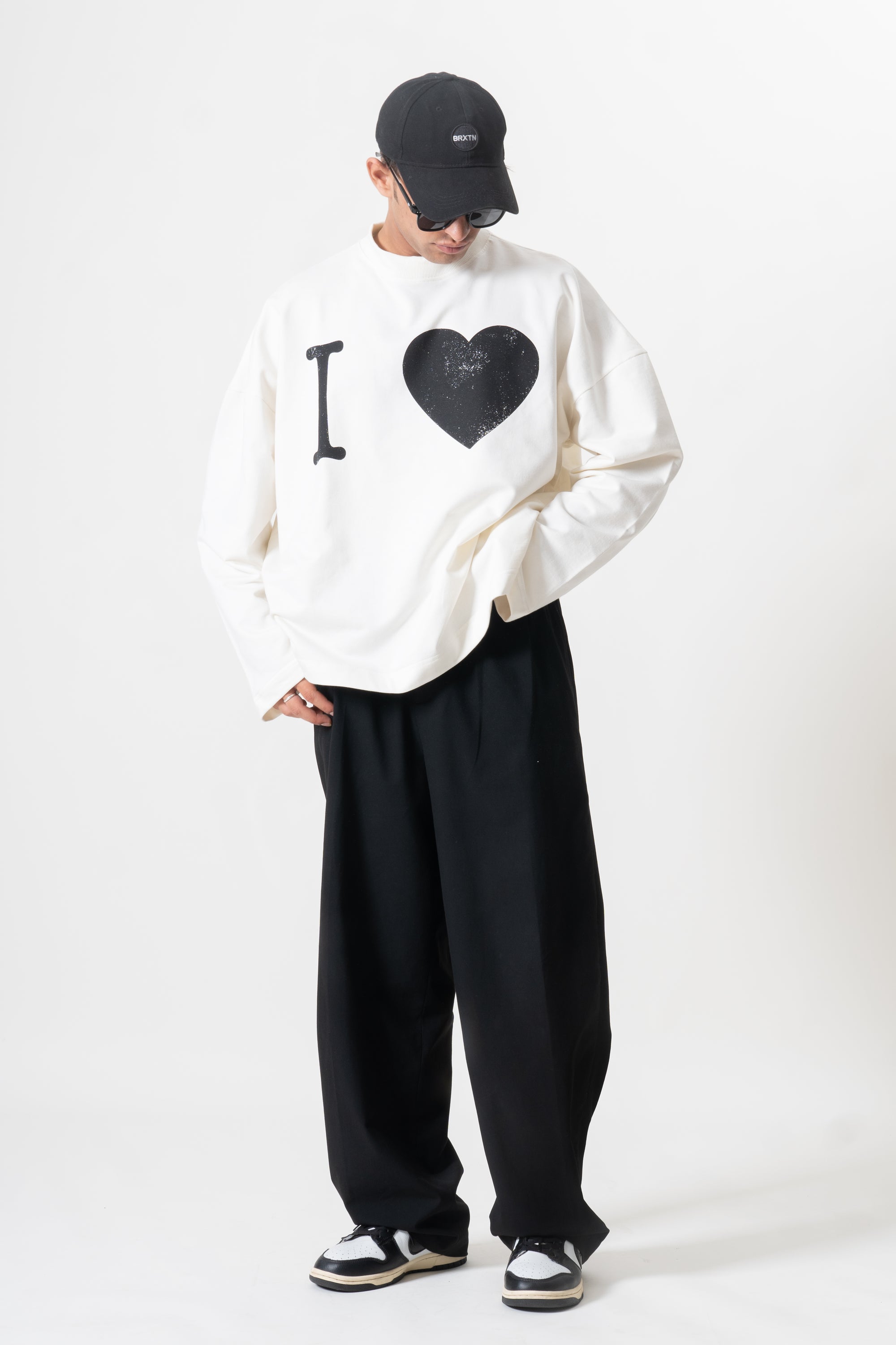 I Love Crewneck- Off White