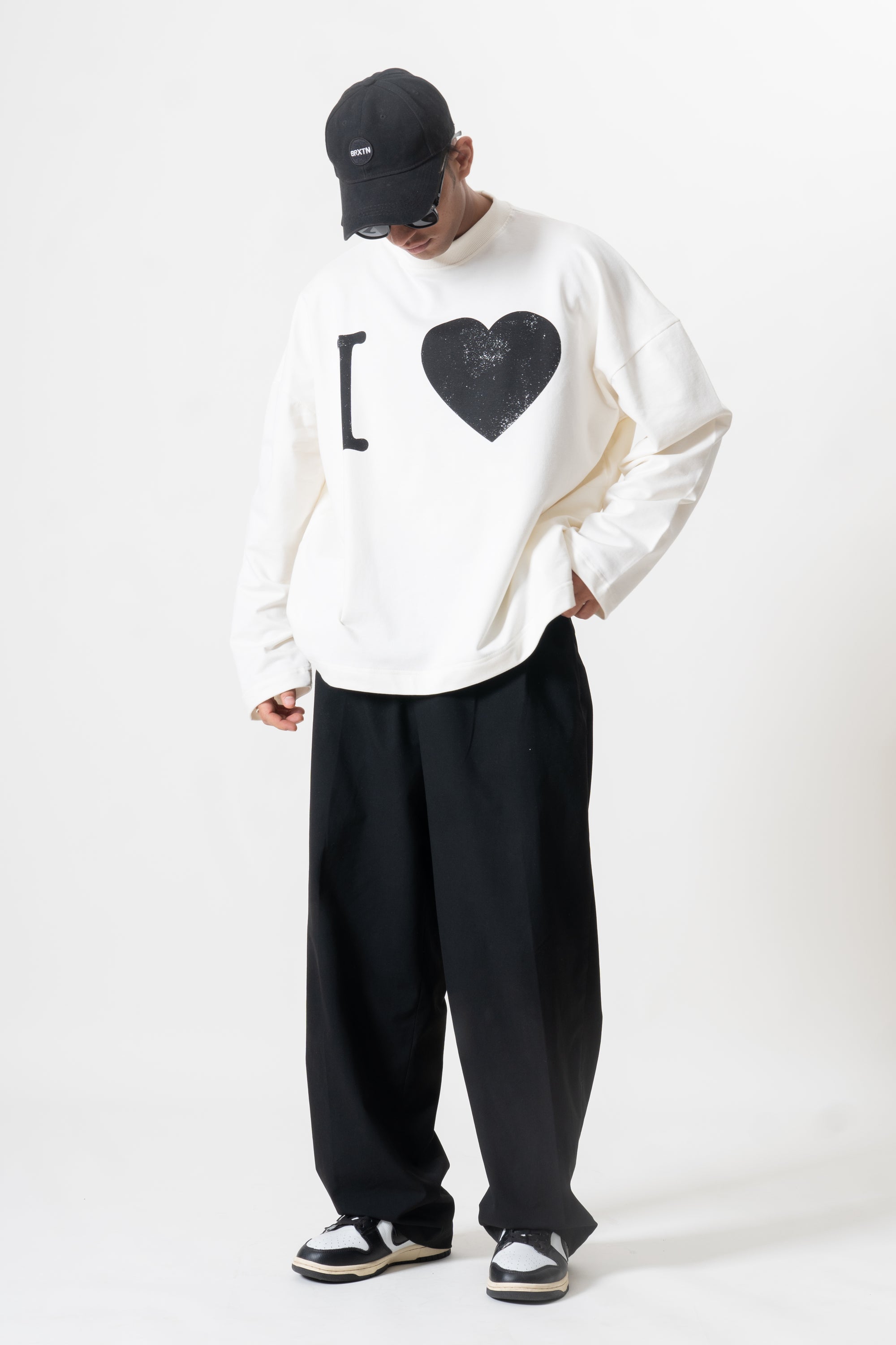 I Love Crewneck- Off White